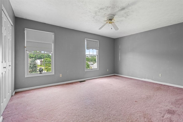 1445 Bristol Dr, South Park, PA 15129 - unfurnished room featuring carpet, a textured ceiling, and ceiling fan