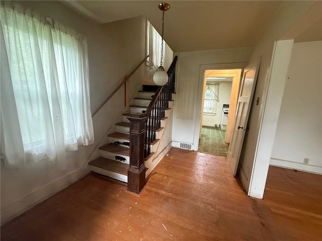 103 Belmont Rd, Twp Of But Ne, PA 16001 - stairs featuring wood finished floors and baseboards