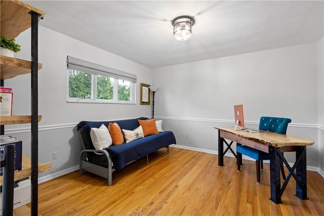 2633 Cedarvue Dr, Saint Clair, PA 15241 - sitting room featuring light wood-style flooring and baseboards