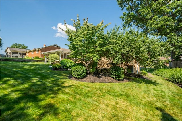 2633 Cedarvue Dr, Saint Clair, PA 15241 - view of grassy yard