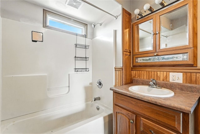 419 8th Ave, Patterson Heights, PA 15010 - bathroom with  shower combination and vanity