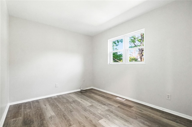 1014 Deerfield Dr, Elizabeth Twp/Boro, PA 15037 - empty room featuring baseboards and wood finished floors