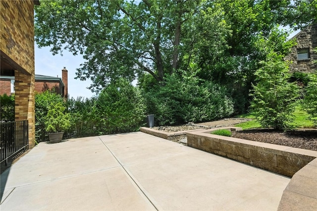 144 Cochran Mt, Lebanon, PA 15228 - view of patio