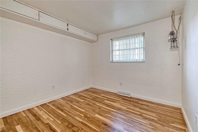 511 New Haven Dr, Hempfield Twp, PA 15601 - empty room with light wood-type flooring