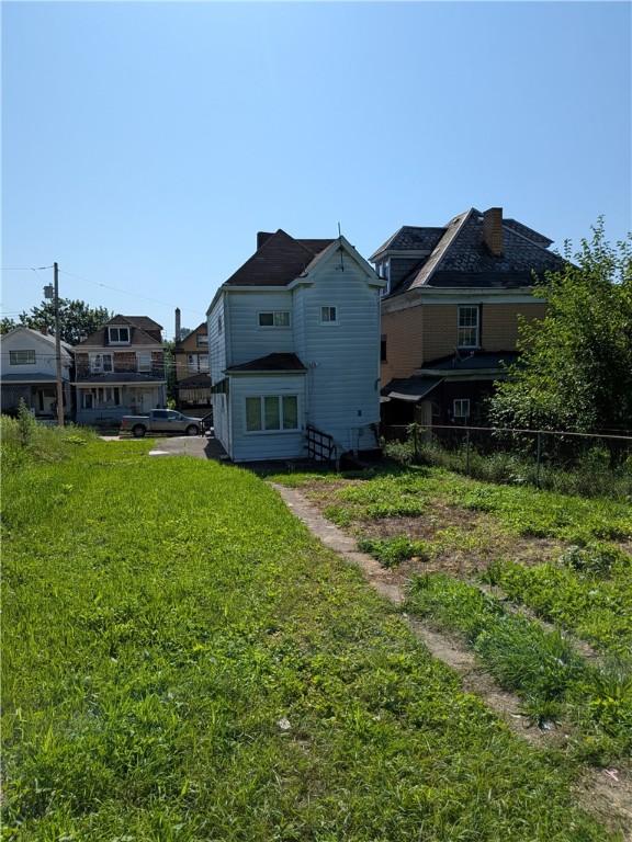 1310 Pirl St, Mckeesport, PA 15132 - rear view of house