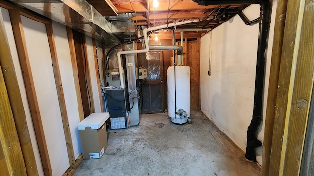 881 Bonniebrook Rd, City Of But Nw, PA 16002 - unfinished below grade area with water heater and heating unit