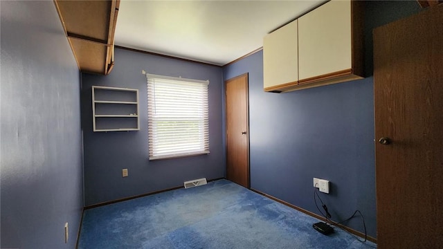 881 Bonniebrook Rd, City Of But Nw, PA 16002 - empty room with carpet floors and baseboards