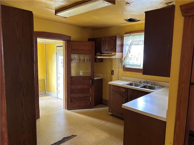 1147 Roosevelt St, Shenango Twp, PA 16101 - photo 9