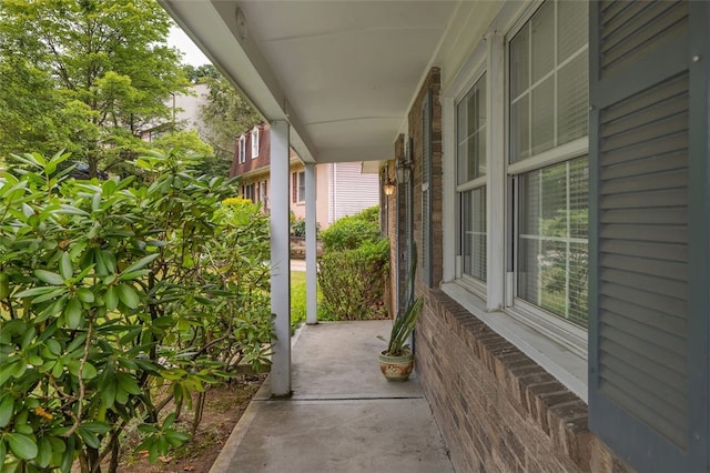 1449 Parkview Dr, Mccandless, PA 15101 - view of covered porch