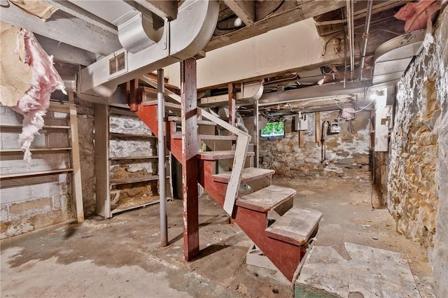302 38th St, Lawrenceville, PA 15201 - unfinished below grade area with stairway