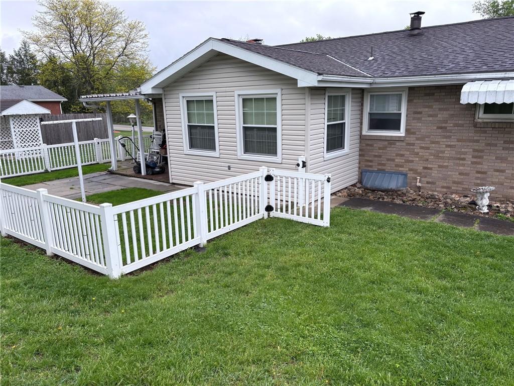 290 Georges Fairchance Rd, Georges Twp, PA 15401 - photo 2