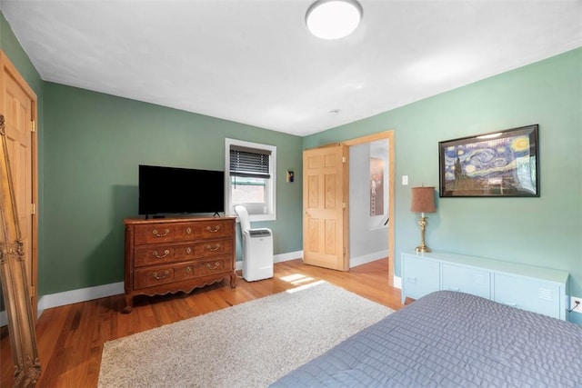 5671 Beacon St, Squirrel Hill, PA 15217 - bedroom with wood finished floors