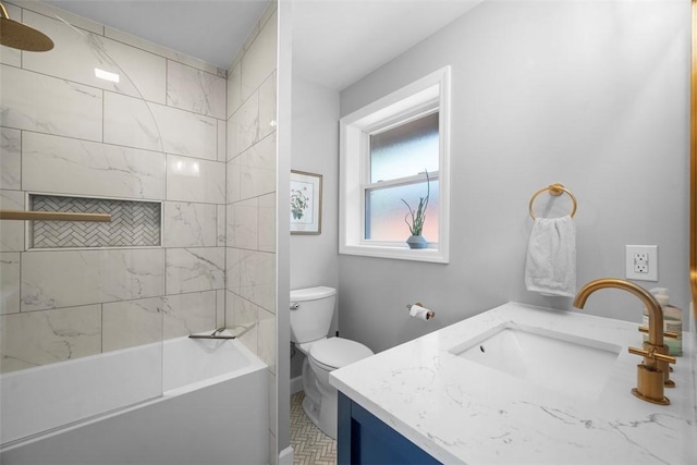 5671 Beacon St, Squirrel Hill, PA 15217 - full bathroom featuring vanity and washtub / shower combination