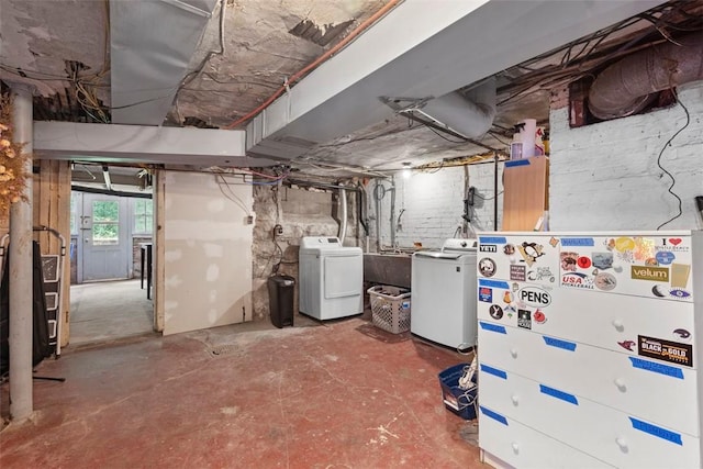 5671 Beacon St, Squirrel Hill, PA 15217 - below grade area with washer and dryer