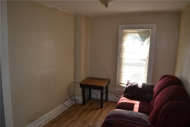 400 W New Castle St, City Of But Nw, PA 16001 - sitting room with wood finished floors and plenty of natural light