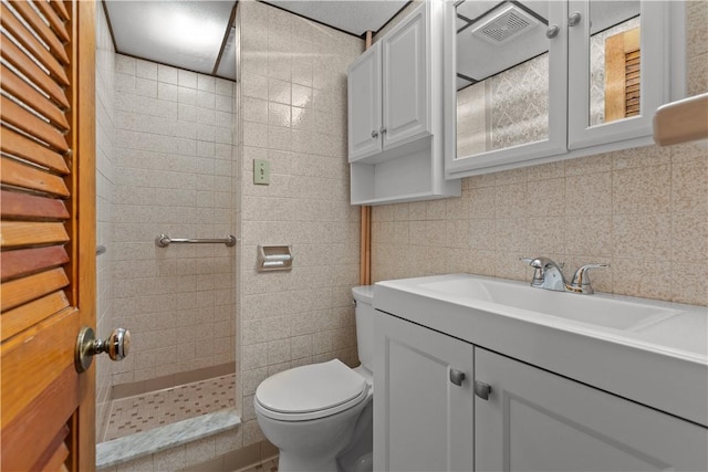 719 12th St, Pitcairn, PA 15140 - full bath with tile walls, vanity, and a tile shower