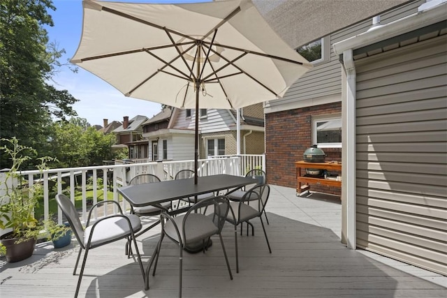 210 Ridge Ave, Ben Avon, PA 15202 - deck with outdoor dining area