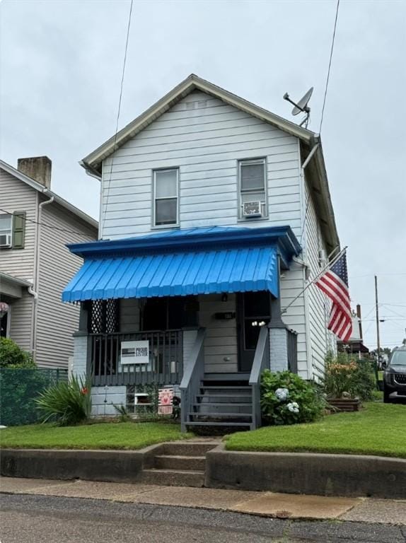 811 Cleveland Ave, Brackenridge, PA 15014 - american foursquare style home with cooling unit
