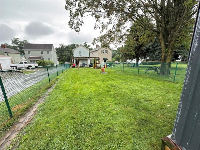 811 Cleveland Ave, Brackenridge, PA 15014 - fenced backyard featuring a playground