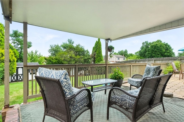 639 Blossom Dr, Baldwin Boro, PA 15236 - view of patio / terrace