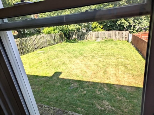 413 N 3rd St, Jeannette, PA 15644 - view of fenced backyard
