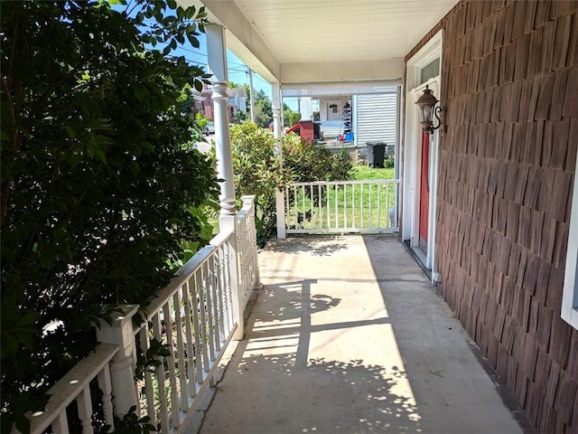 413 N 3rd St, Jeannette, PA 15644 - view of covered porch
