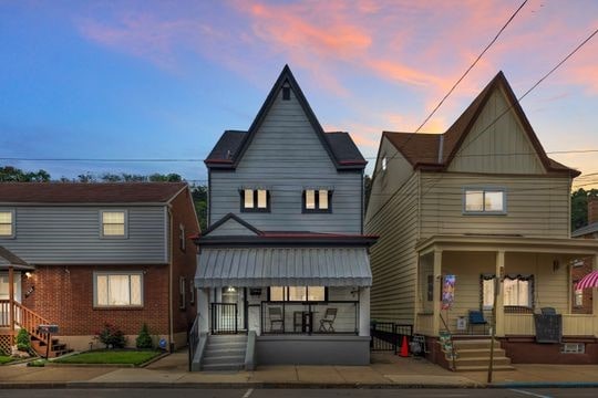 1850 Middle St, Sharpsburg, PA 15215 - view of front facade featuring covered porch