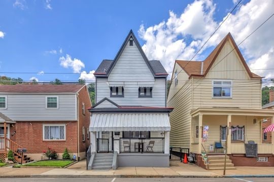 1850 Middle St, Sharpsburg, PA 15215 - view of front of home featuring a porch