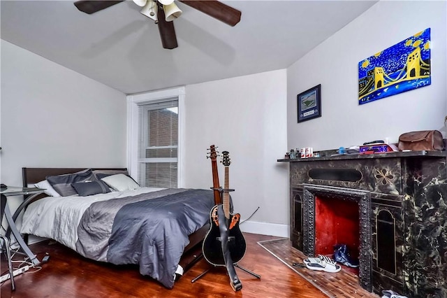 118 S 17th St, South Side, PA 15203 - bedroom with wood finished floors and ceiling fan