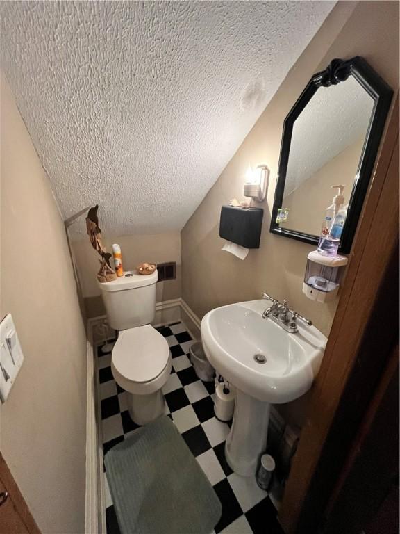317 Chestnut St, Pleasantville, PA 16341 - photo 18