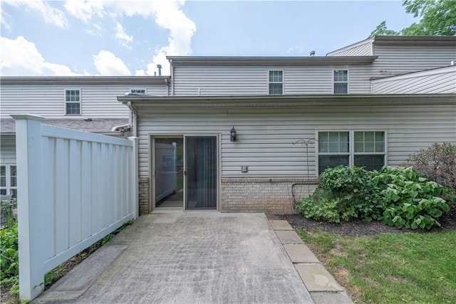 108 Arthur Ct, Richland, PA 15044 - rear view of property