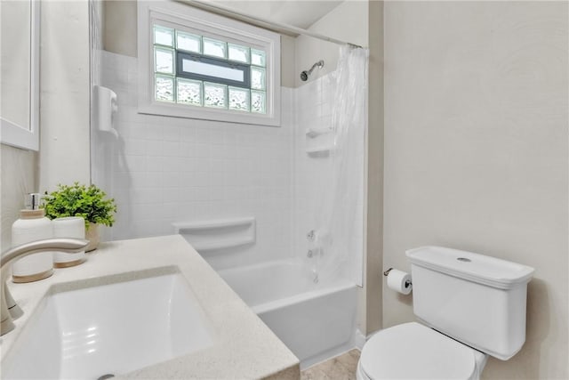 880 Patton St, Monroeville, PA 15146 - bathroom with vanity and shower / tub combo