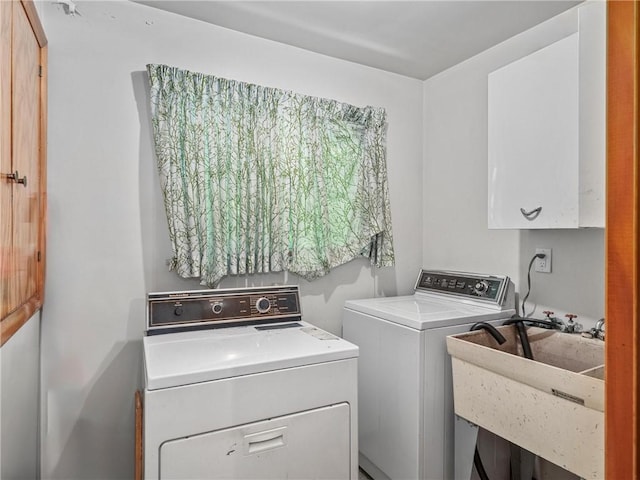 318 Penn Ave, Aliquippa, PA 15001 - laundry area with cabinet space and separate washer and dryer