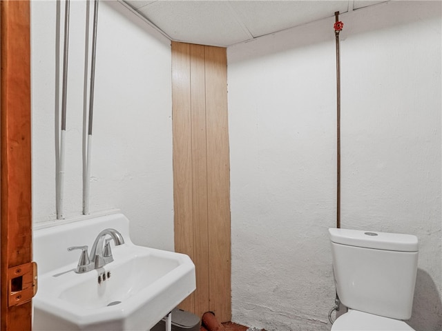 318 Penn Ave, Aliquippa, PA 15001 - half bath featuring a sink and toilet