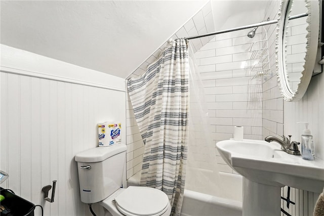 3100 Wainbell Ave, Dormont, PA 15216 - full bathroom featuring toilet and shower / bath combo with shower curtain