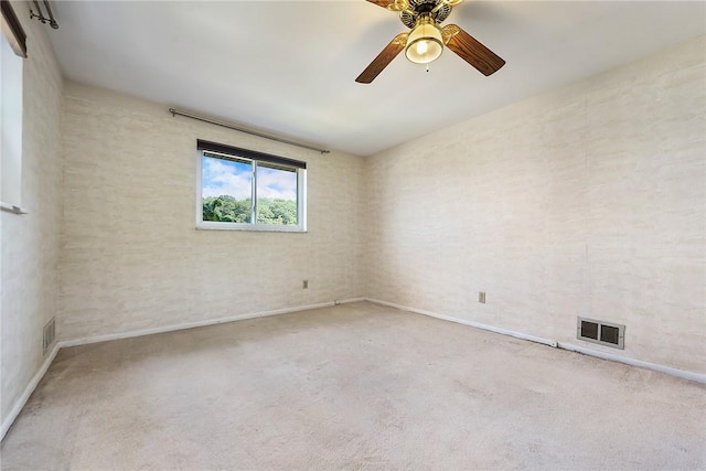 3931 Boulevard Dr, Squirrel Hill, PA 15217 - empty room featuring carpet and a ceiling fan