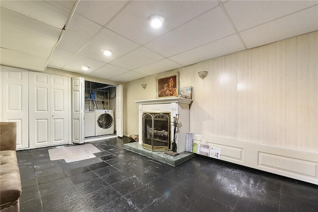 3931 Boulevard Dr, Squirrel Hill, PA 15217 - laundry room featuring independent washer and dryer and a fireplace with raised hearth