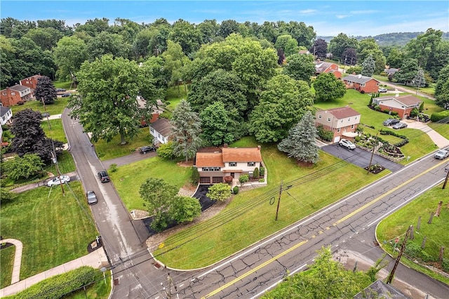 900 Tottenham Dr, Coraopolis, PA 15108 - aerial view