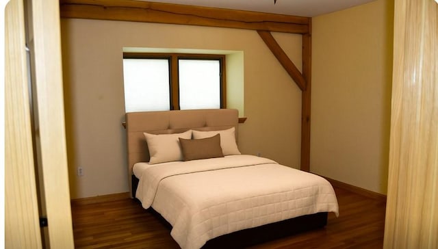 405 Hogg Rd, Worthington, PA 16262 - bedroom featuring wood finished floors and baseboards
