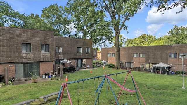 3616 Allendale Cir, Sheraden, PA 15204 - view of grassy yard