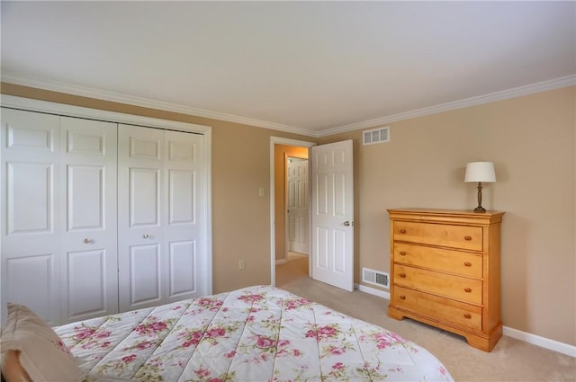329 Oak Grove Ct, Mccandless, PA 15090 - bedroom with ornamental molding, a closet, and light carpet