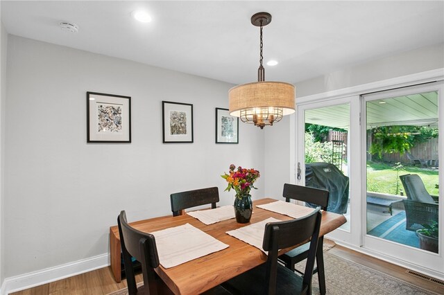 68 Cynthia Dr, Carnegie, PA 15106 - dining area featuring a chandelier, wood finished floors, and recessed lighting
