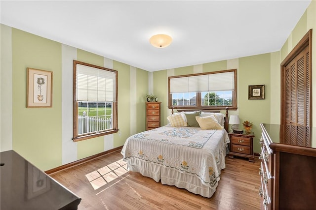 566 Ridgeview Rd, East Huntingdon, PA 15666 - bedroom featuring wood finished floors and a closet