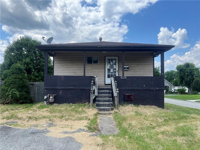212 Shaffer Ave, Elizabeth Twp/Boro, PA 15037 - view of front of home with a porch