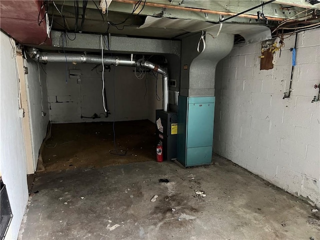 212 Shaffer Ave, Elizabeth Twp/Boro, PA 15037 - unfinished below grade area featuring heating unit and concrete block wall