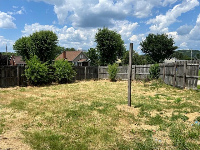 212 Shaffer Ave, Elizabeth Twp/Boro, PA 15037 - view of fenced backyard