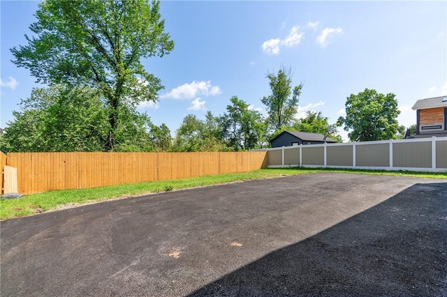 1625 Loretta Dr, Penn Hills, PA 15235 - view of yard