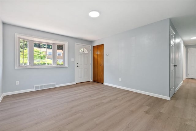 1625 Loretta Dr, Penn Hills, PA 15235 - entrance foyer with light wood-style flooring