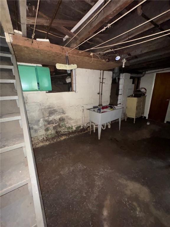 6036 Sawyer St, Lawrenceville, PA 15201 - unfinished basement with a sink