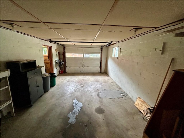 130 Overlook Dr, Brighton Twp, PA 15009 - garage featuring concrete block wall
